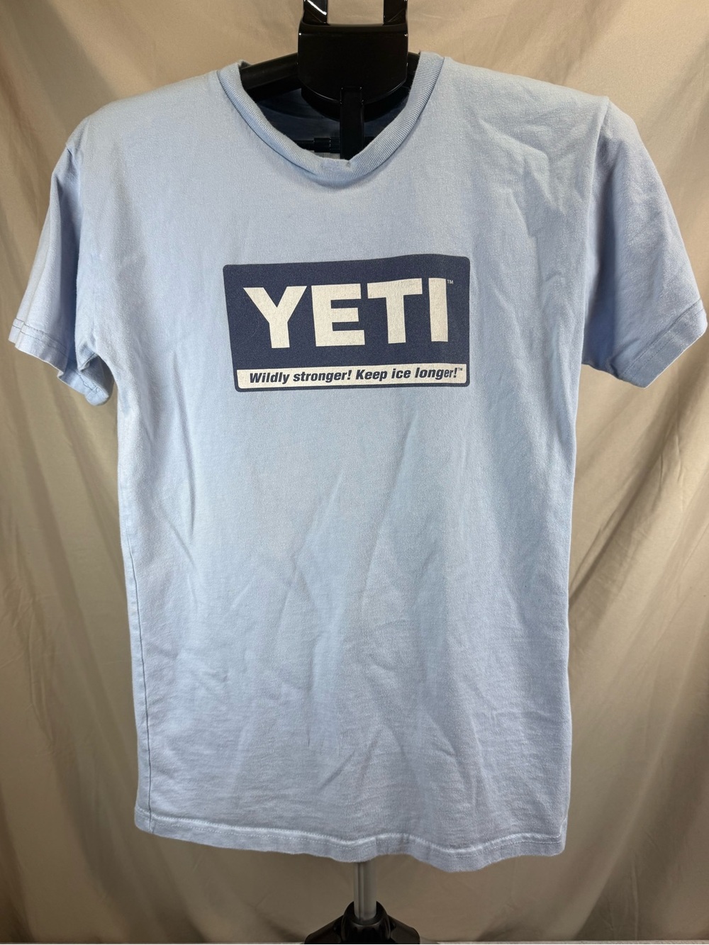 YETI Billboard Logo T-Shirt - Light Blue - Medium‎